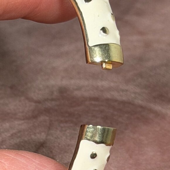 White, Gold & Black Enamel Cloisonné Flower Bangle Bracelet - Picture 8 of 9